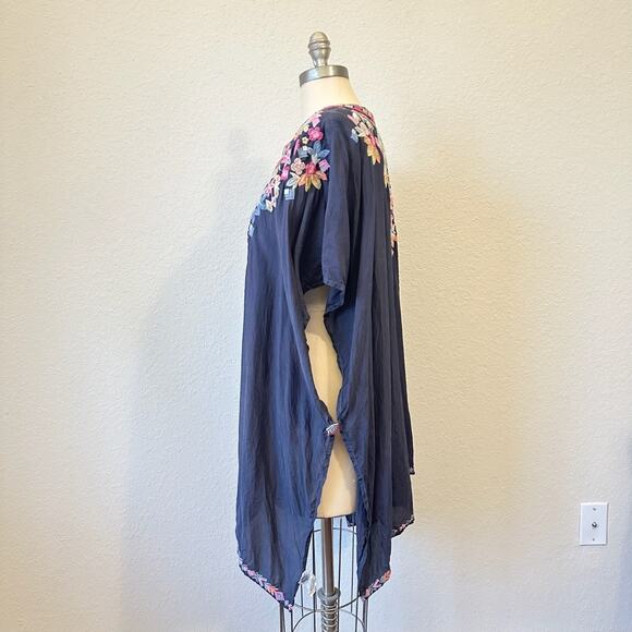 BIYA JOHNNY WAS Alia Poncho Top Navy Floral Embroidered Relaxed Bohemian - Picture 11 of 15